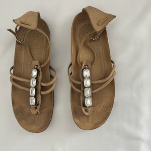 Pedro Garcia Crystal  Flat Sandals Tan Suede Cork Clear Womens Buckle Sz 7.5
